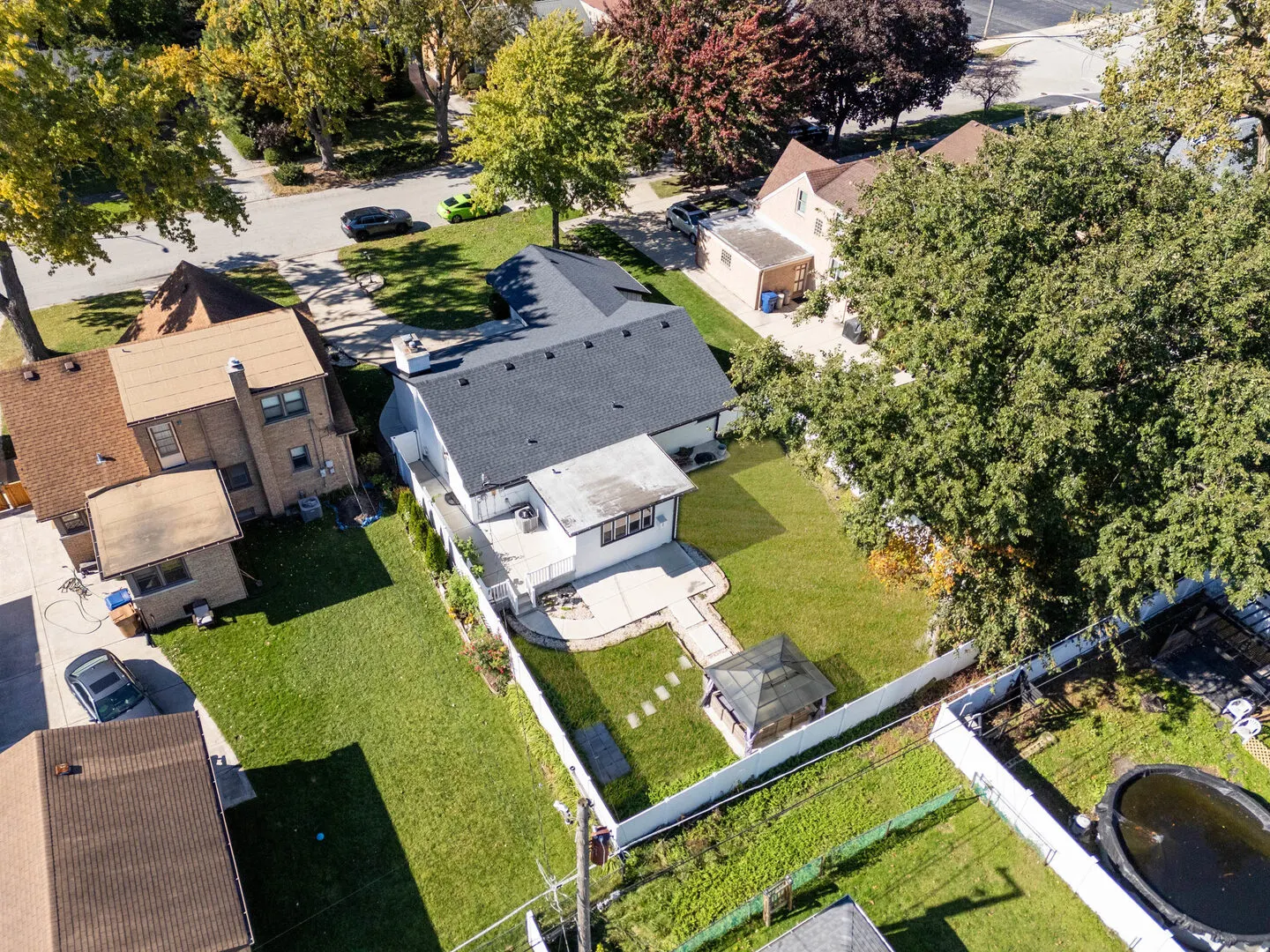 9525 Parkside Avenue IL