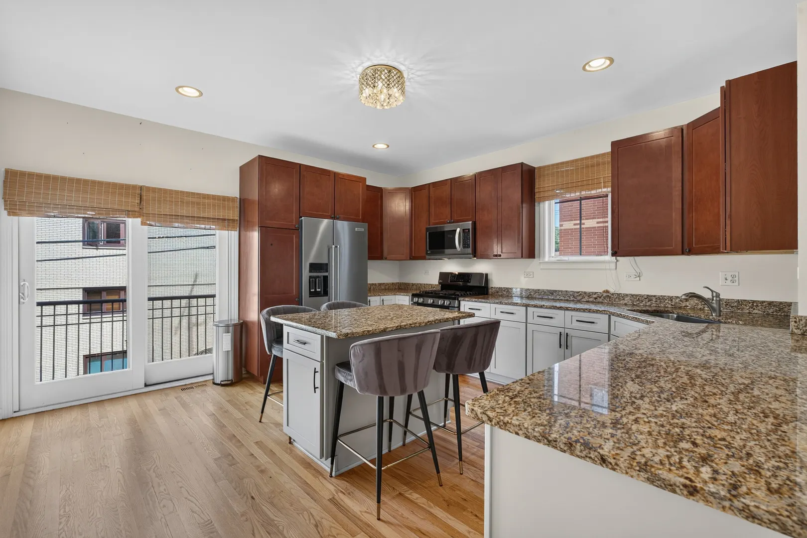1027 Lincoln Trail IL