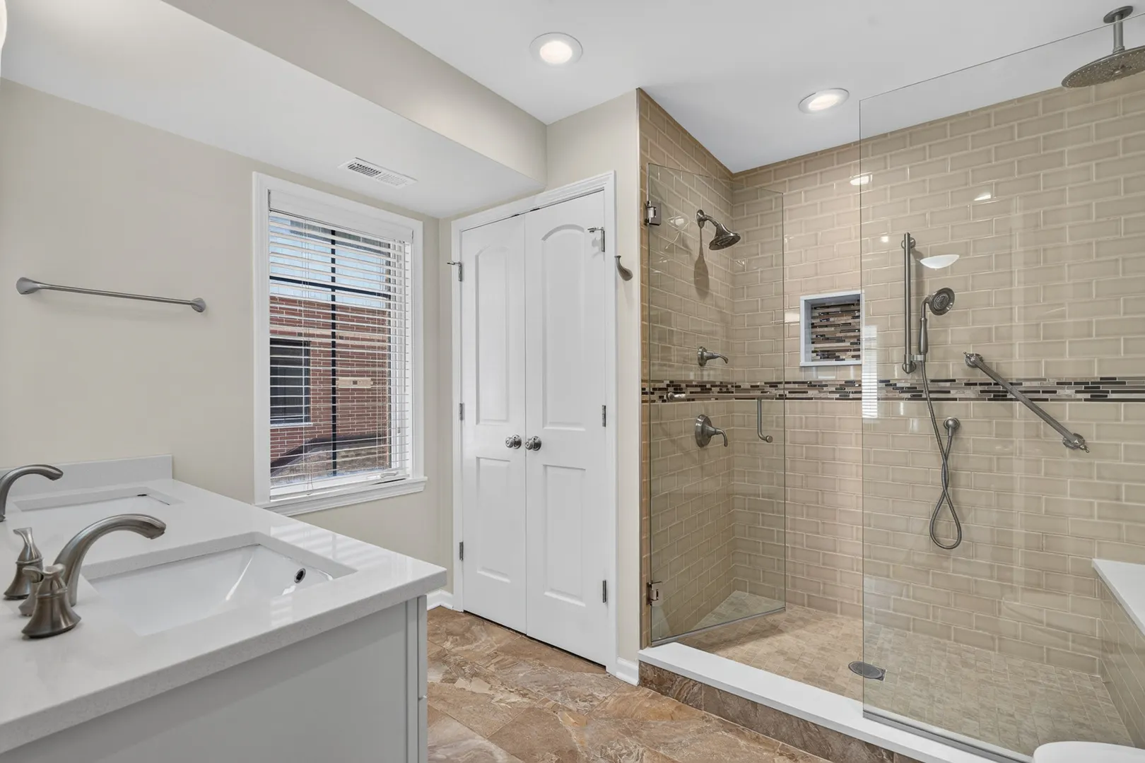 1027 Lincoln Trail IL