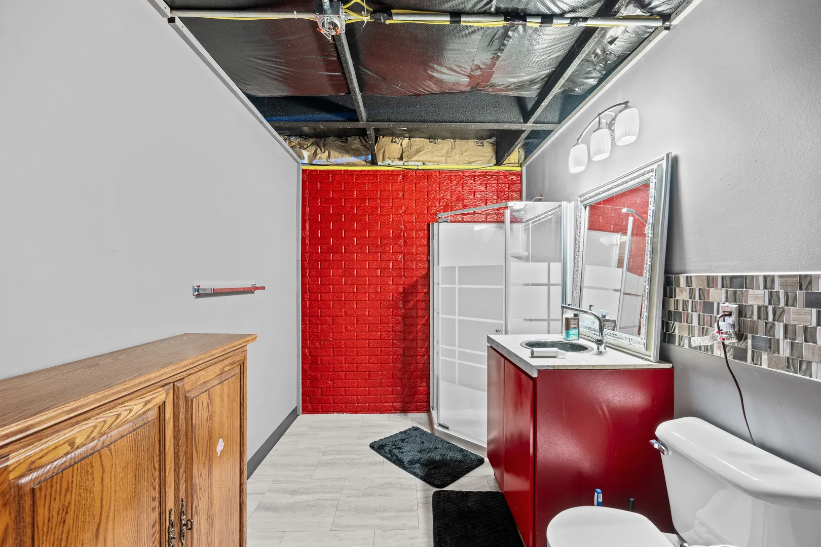 4504 W 14th Street IA