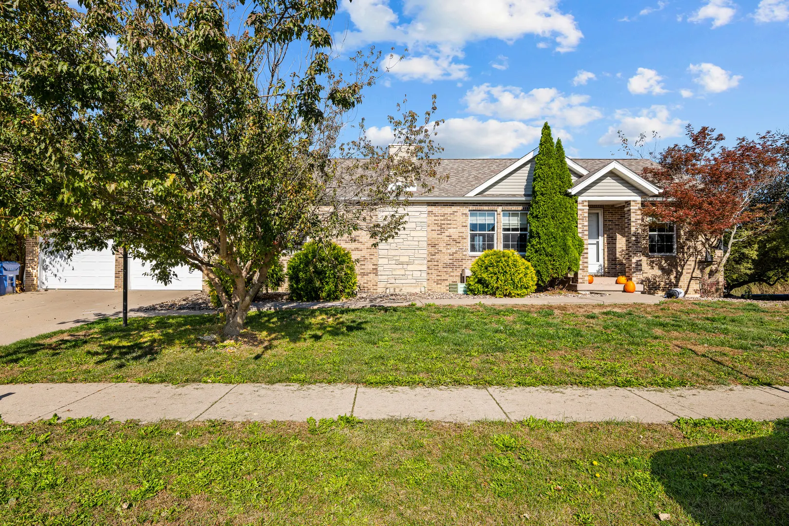 4504 W 14th Street IA