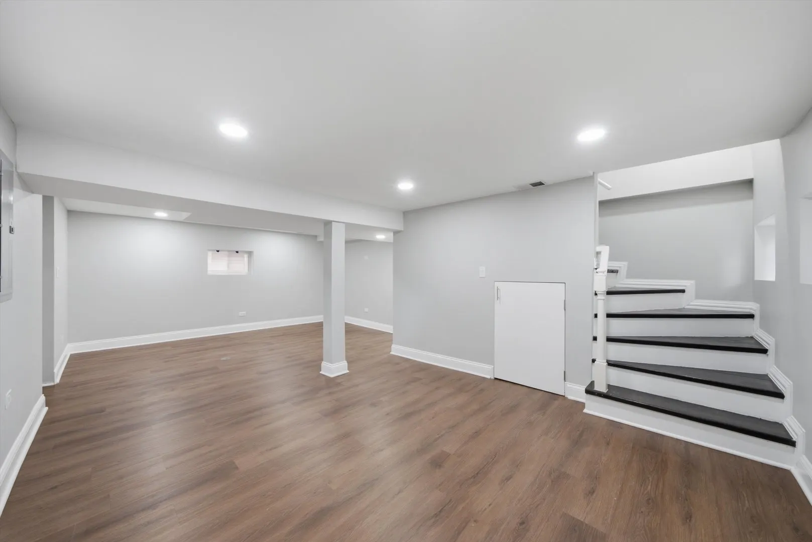433 W 100TH Street IL