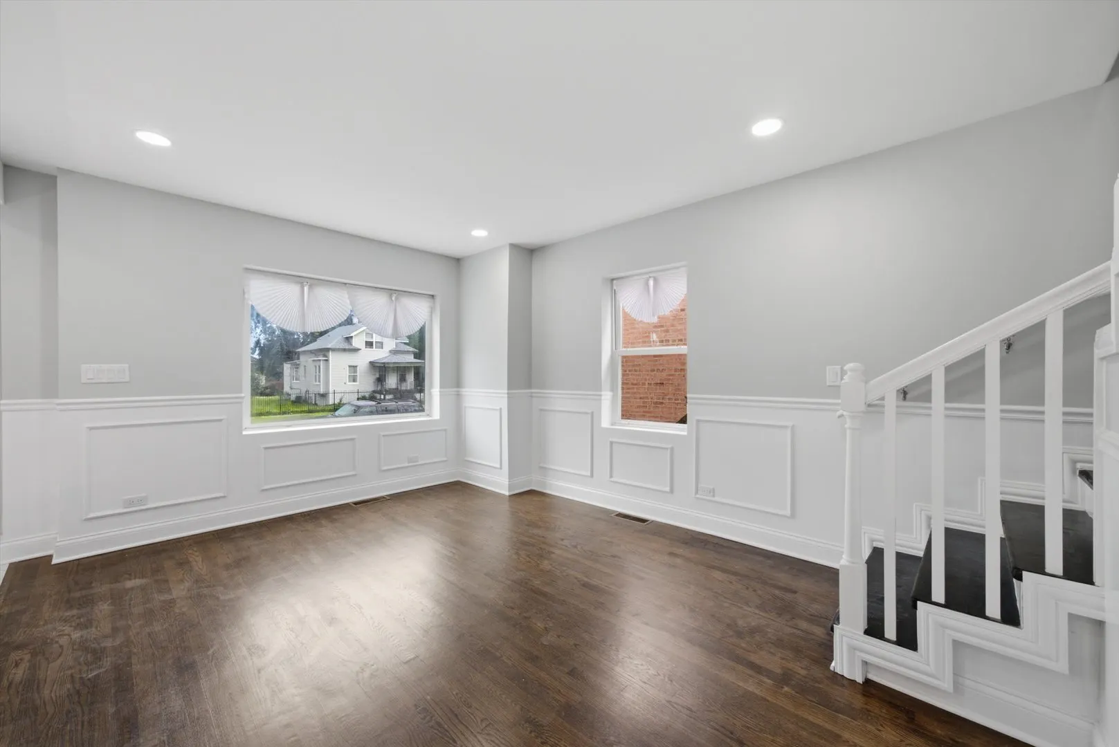 433 W 100TH Street IL