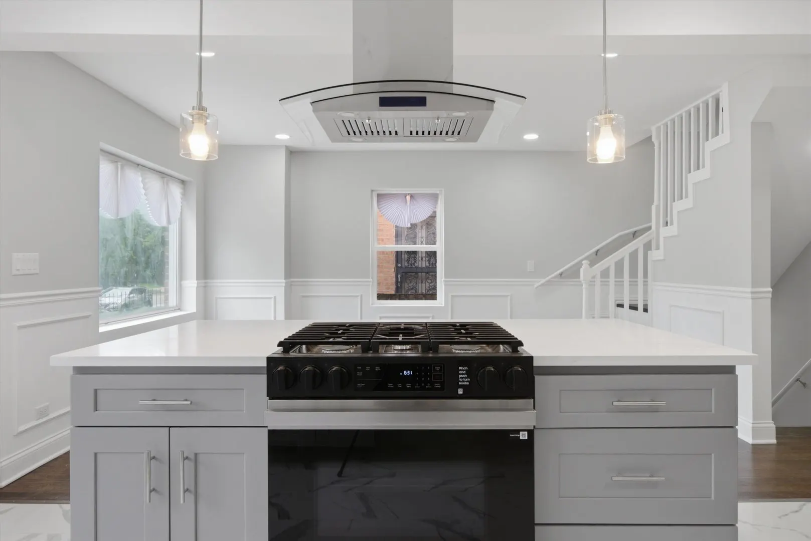 433 W 100TH Street IL