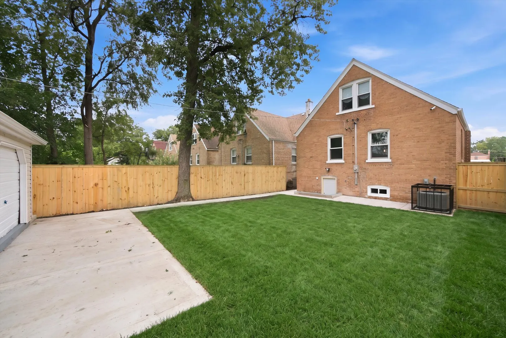 433 W 100TH Street IL