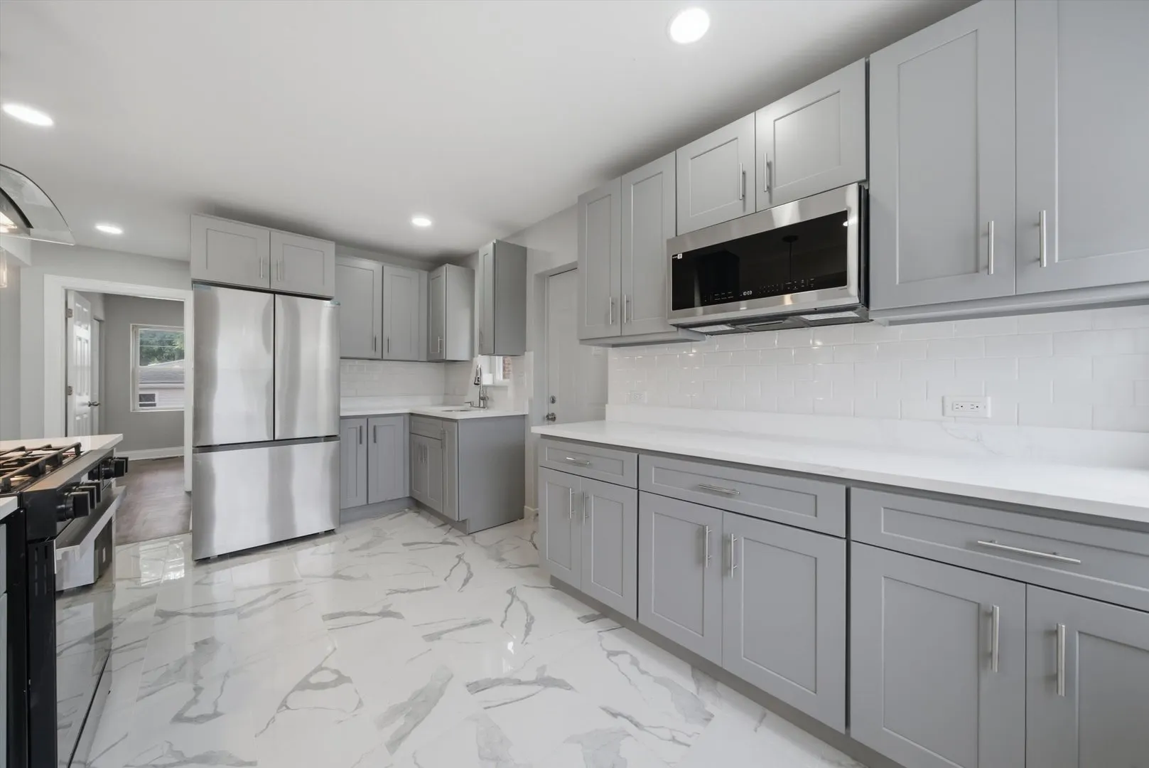 433 W 100TH Street IL