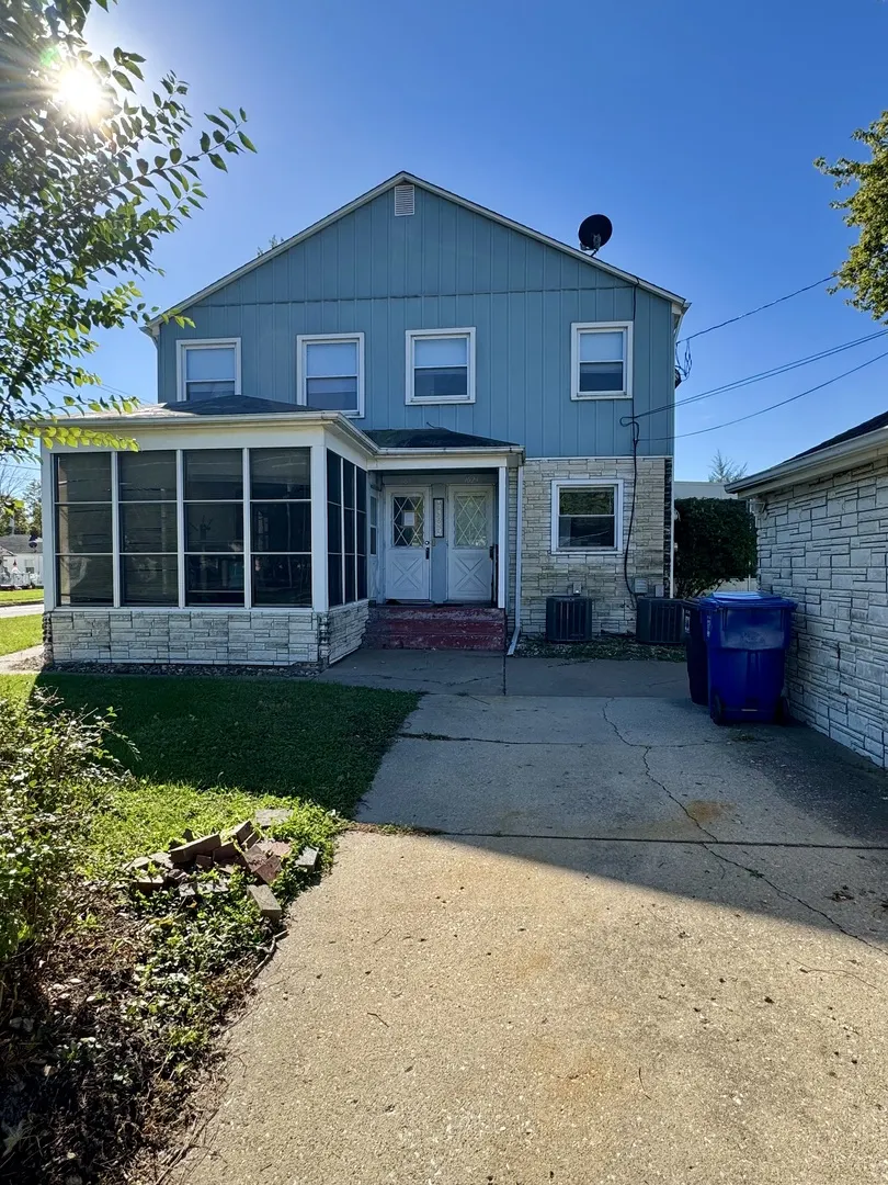 1023 1/2 53RD Street IL