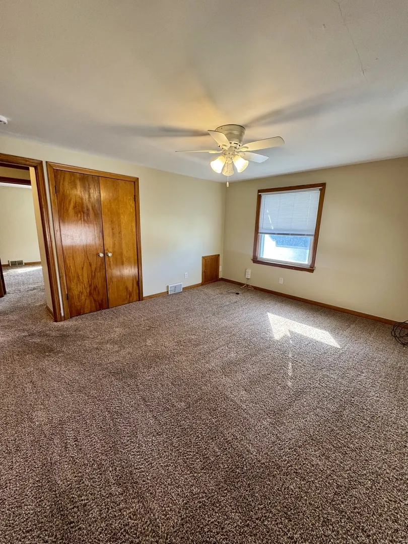 1023 1/2 53RD Street IL
