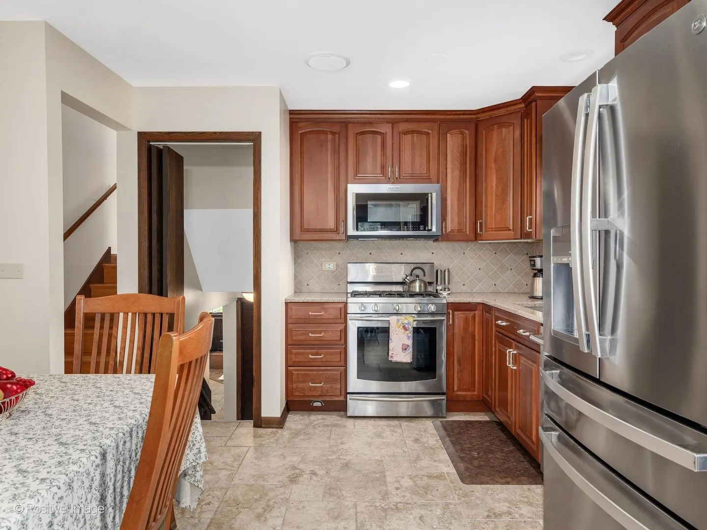 570 W Crockett Avenue IL