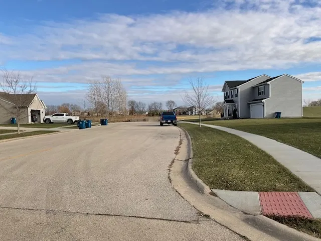 0000 Locust Road IL