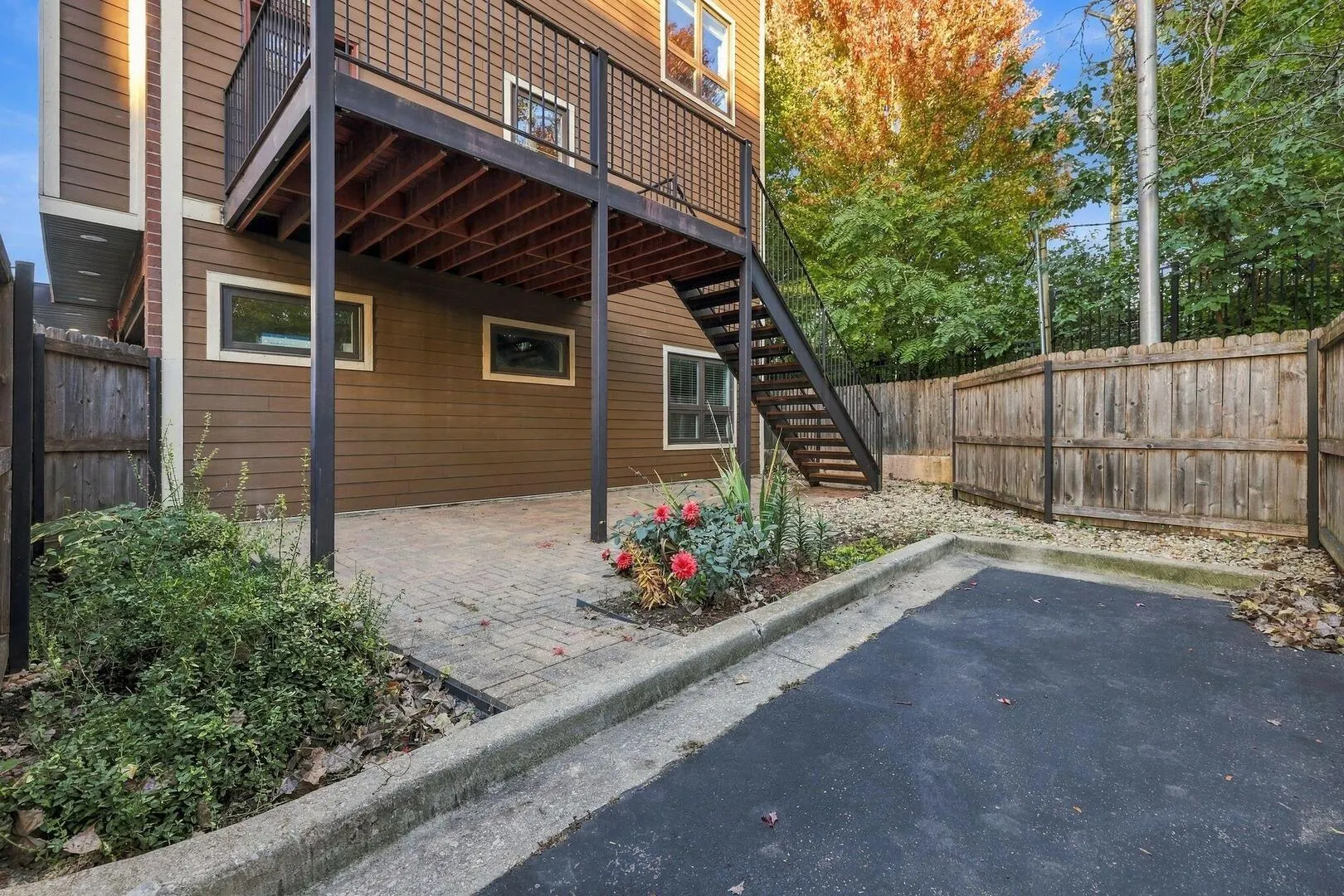 2957 W Cornelia Avenue IL