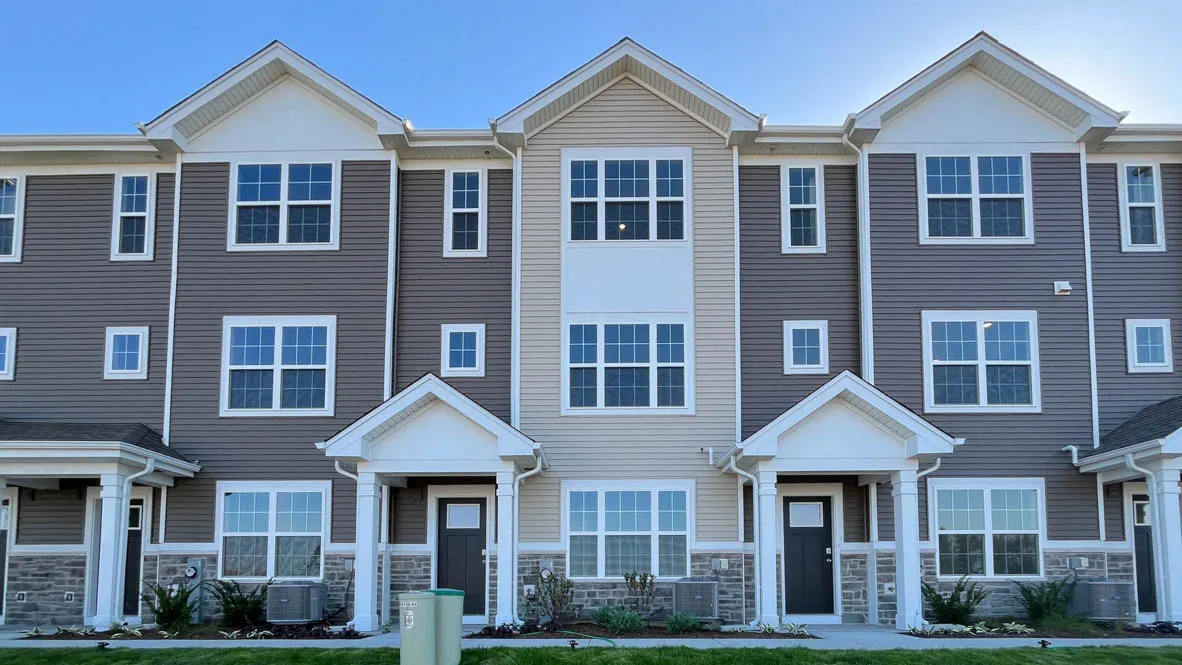 2744 Arrowhead Drive IL