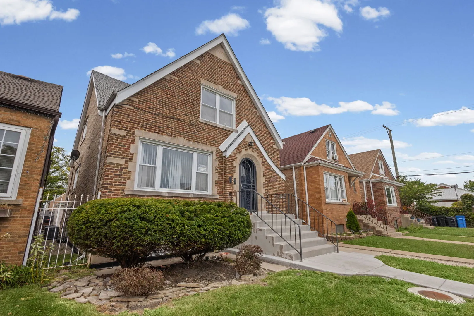 5922 S Karlov Avenue IL