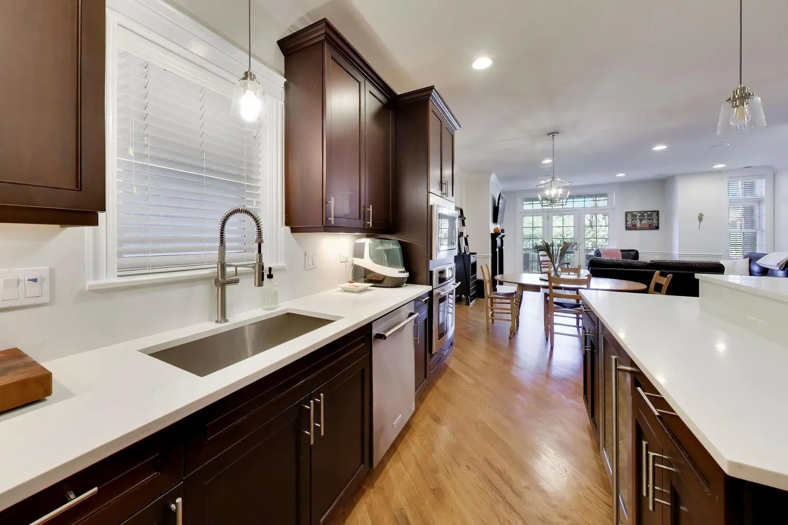 725 W Diversey Parkway IL #3W