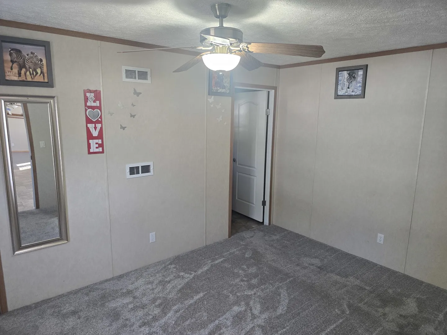 1102 11th Street IL