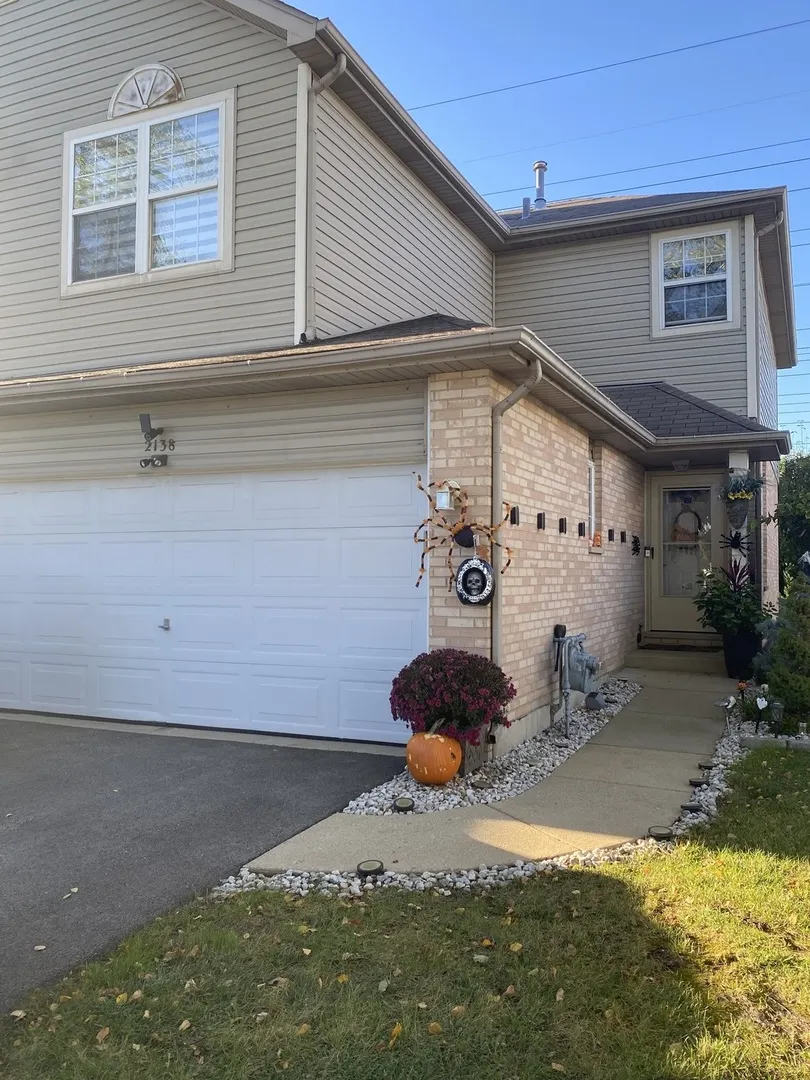 2138 W Adobe Drive IL #2138