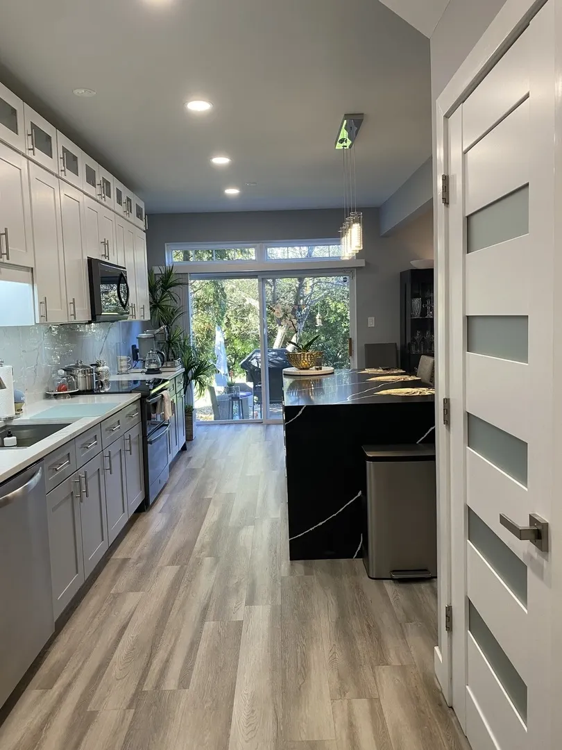 2138 W Adobe Drive IL #2138