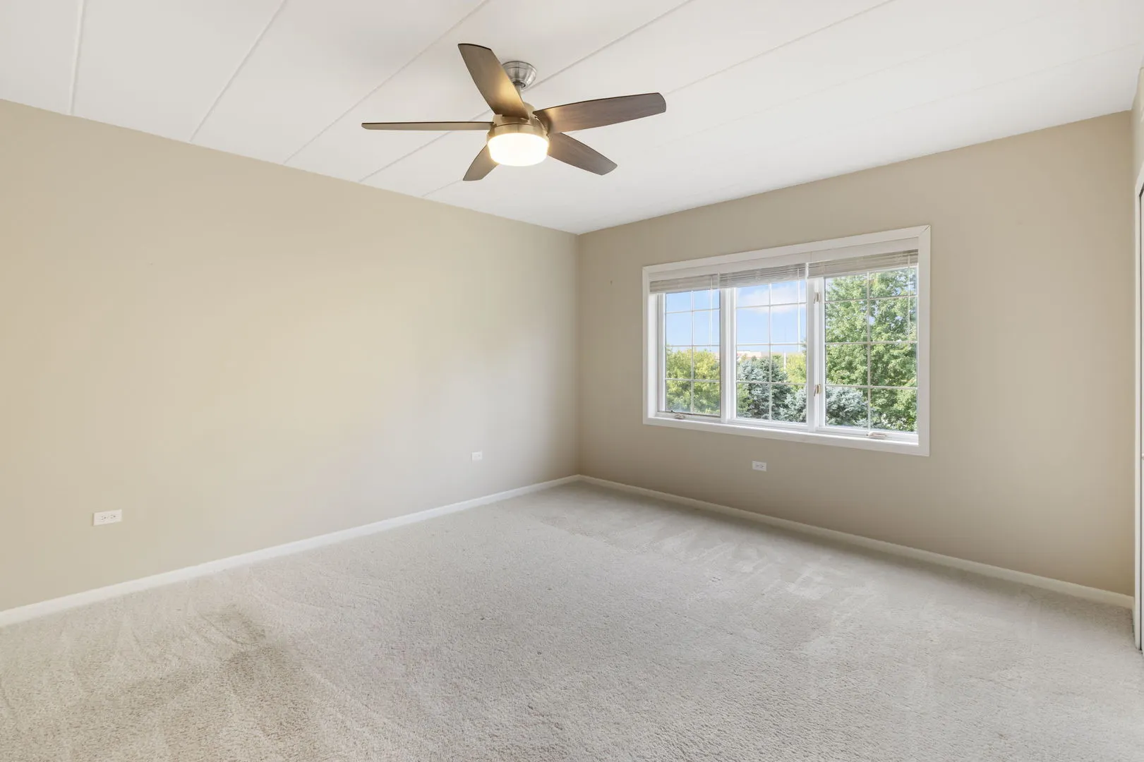 8505 Woodward Avenue IL #202