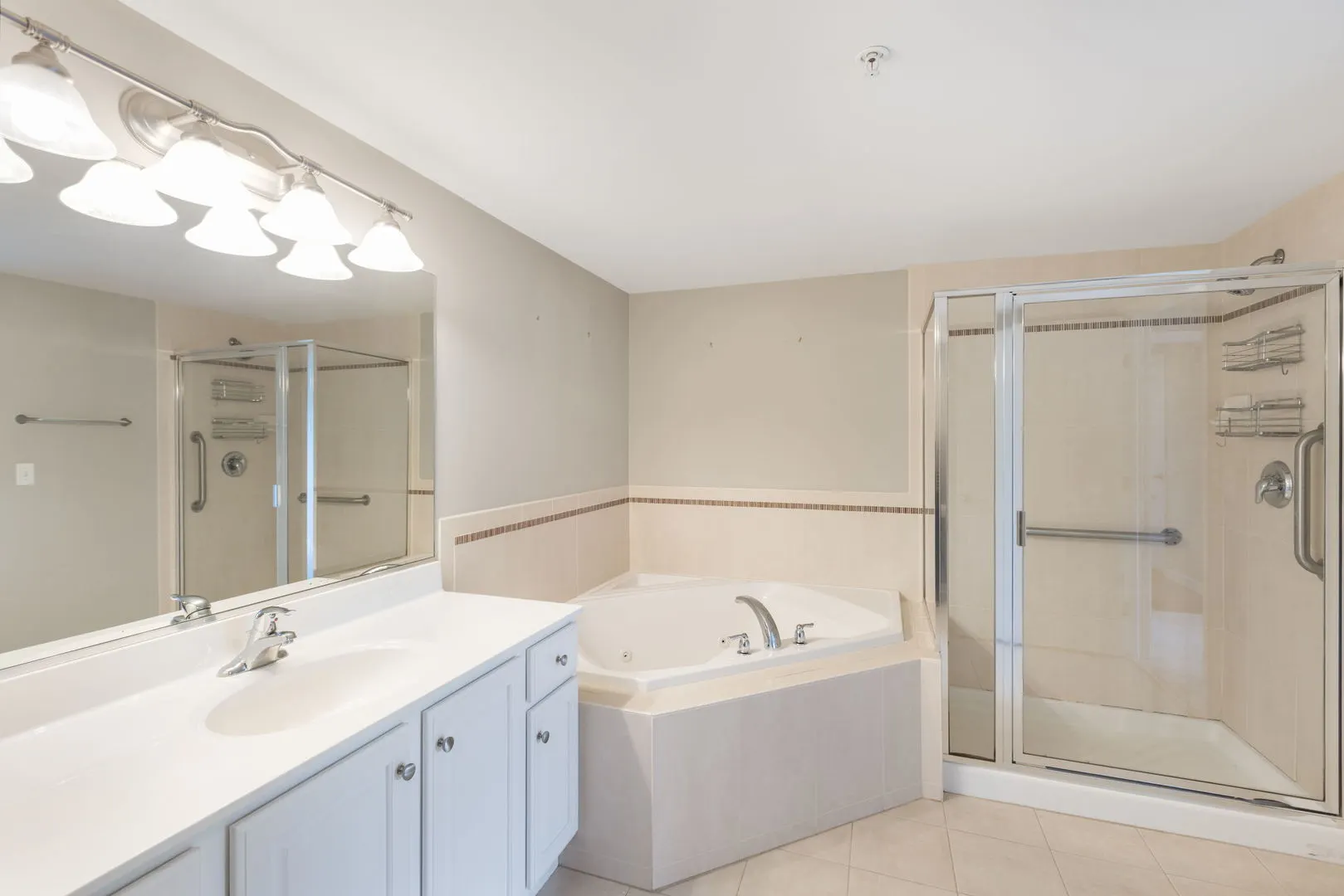 8505 Woodward Avenue IL #202