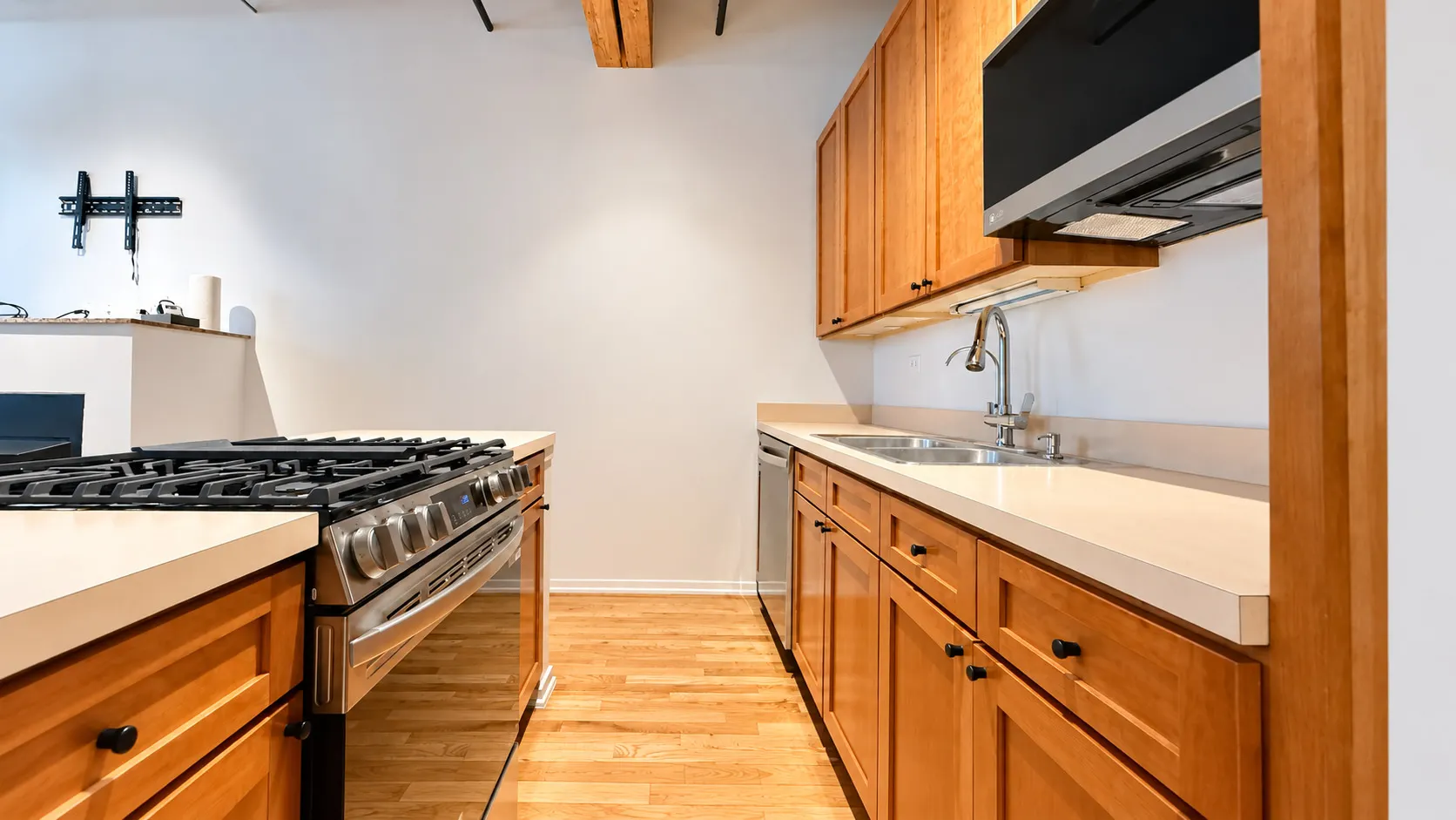 625 W Jackson Boulevard IL #310