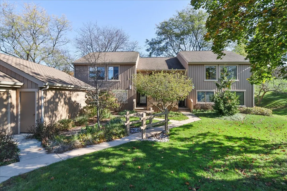 746A Oak Hill Road IL #A