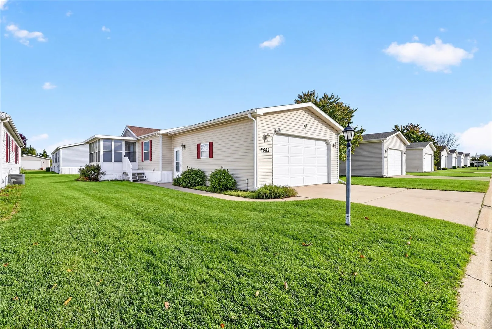5682 Rockport Road IL