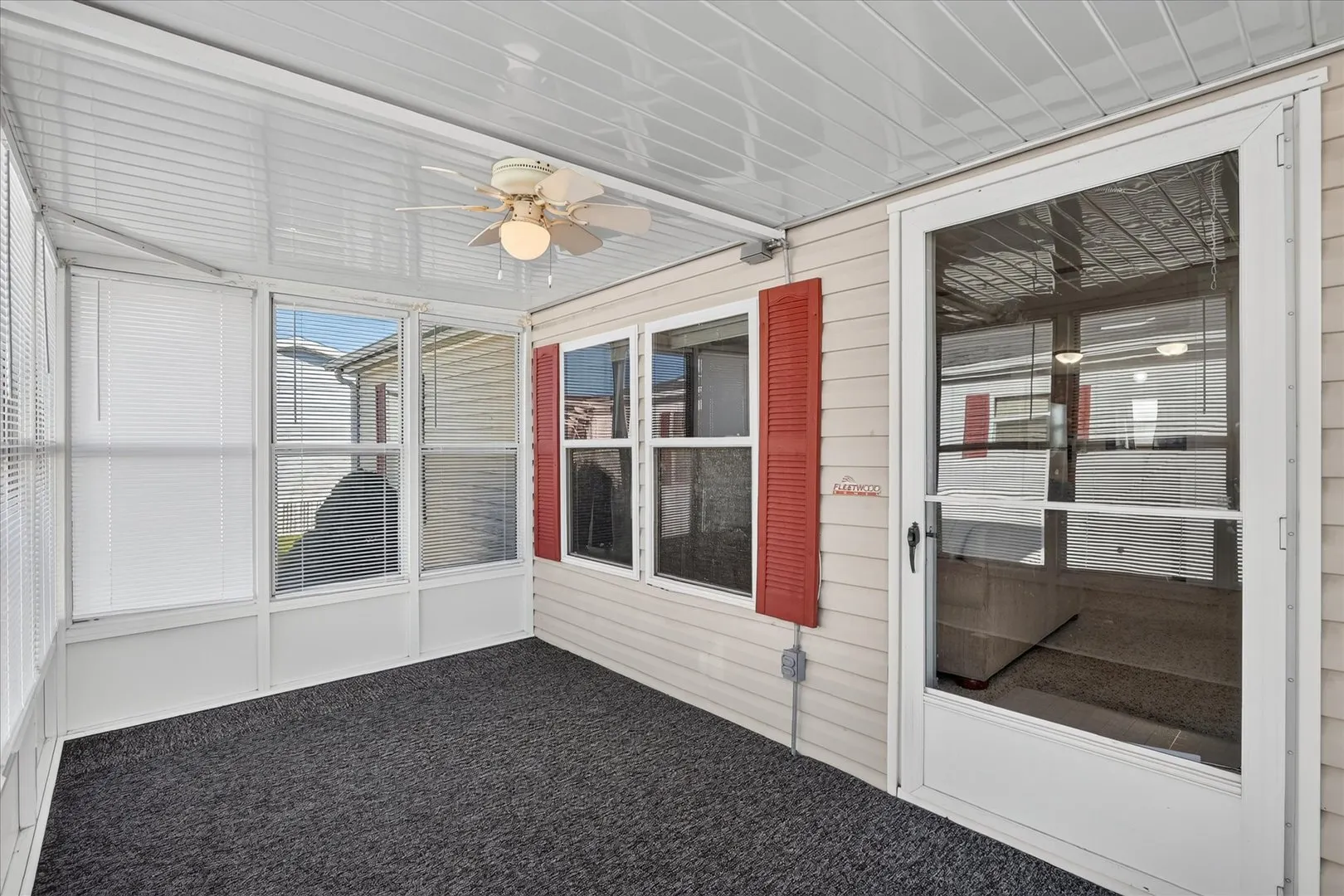 5682 Rockport Road IL
