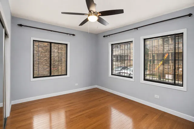 810 W Lakeside Place IL #107