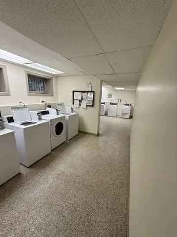 810 W Lakeside Place IL #107