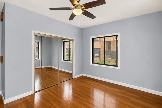810 W Lakeside Place IL #107
