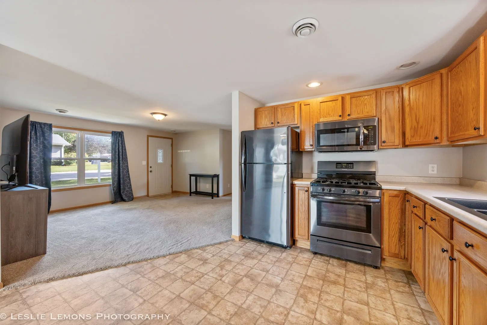 126 E Kerr Street IL