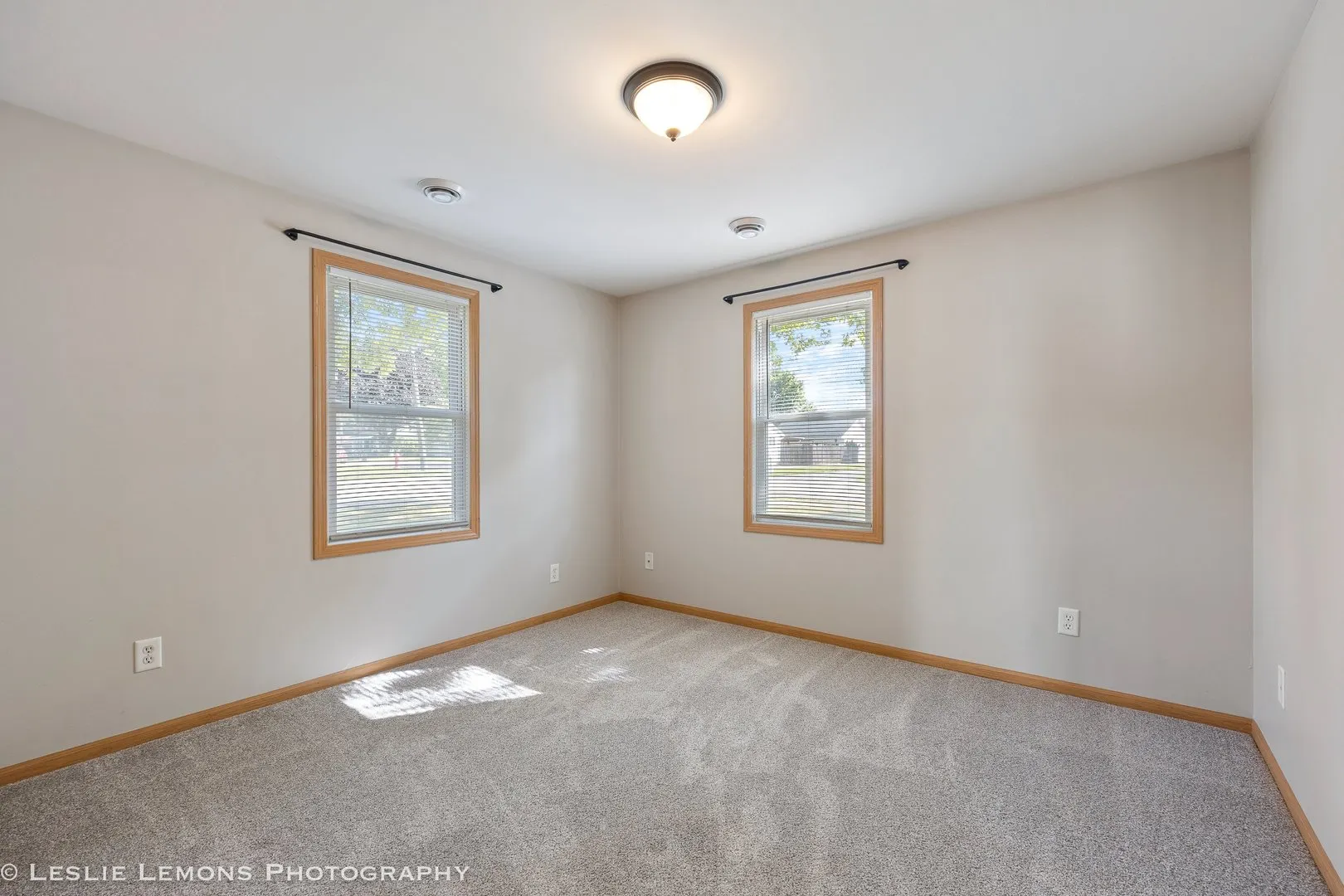 126 E Kerr Street IL