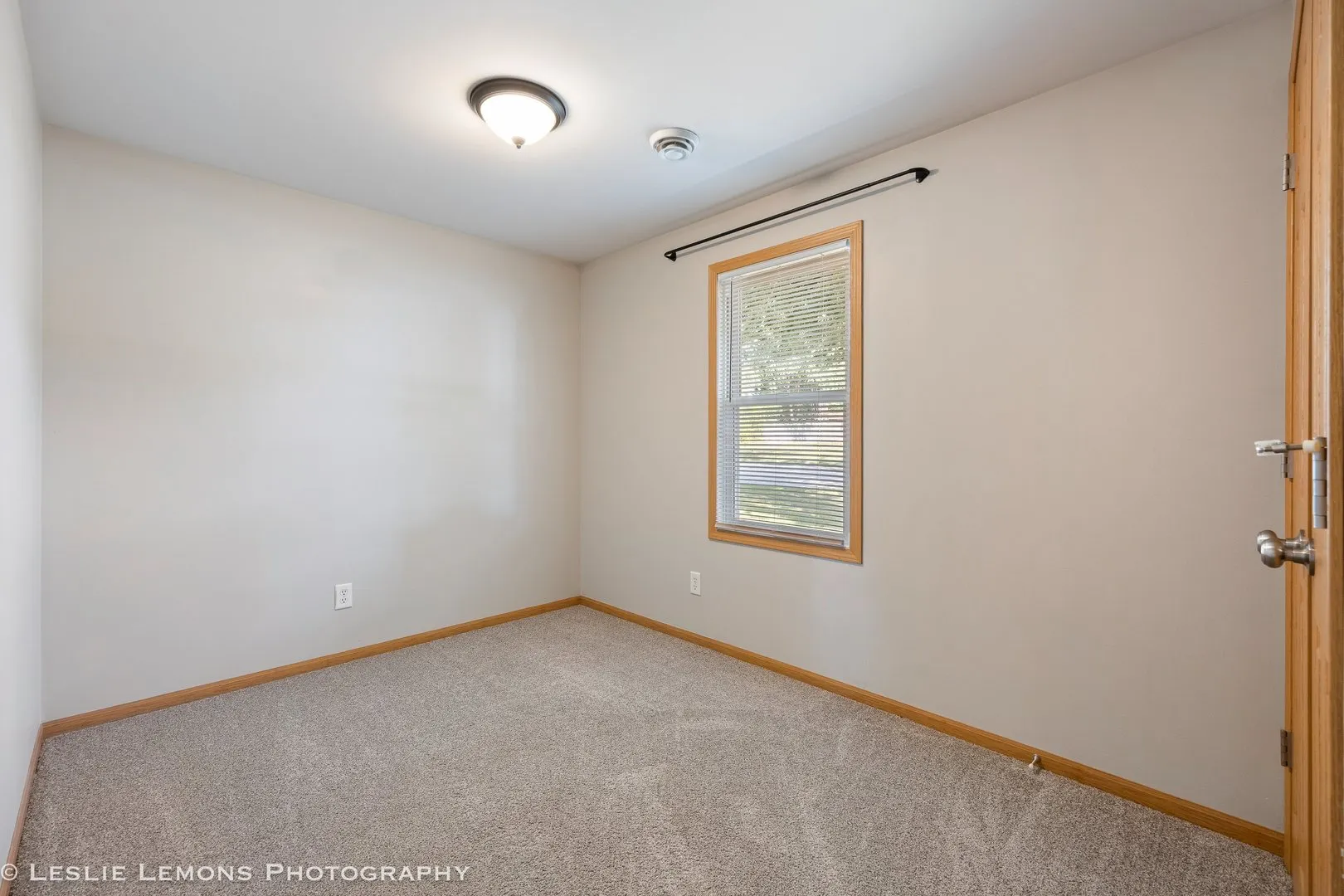 126 E Kerr Street IL