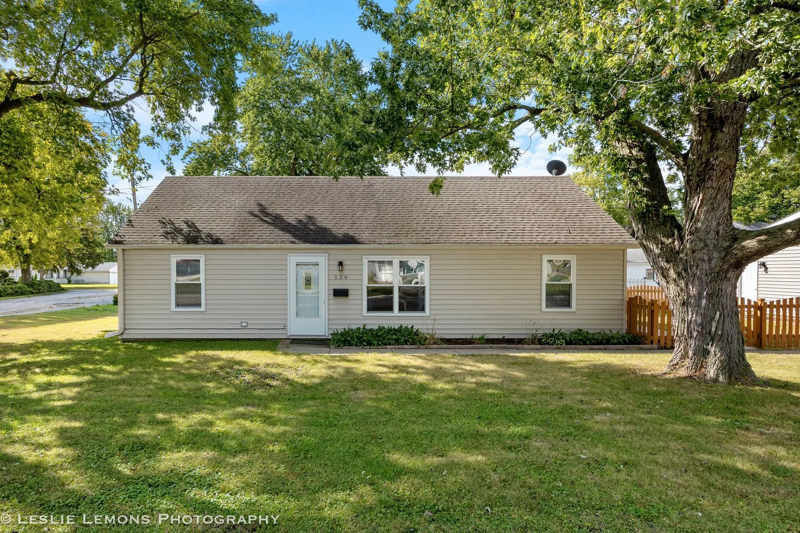 126 E Kerr Street IL
