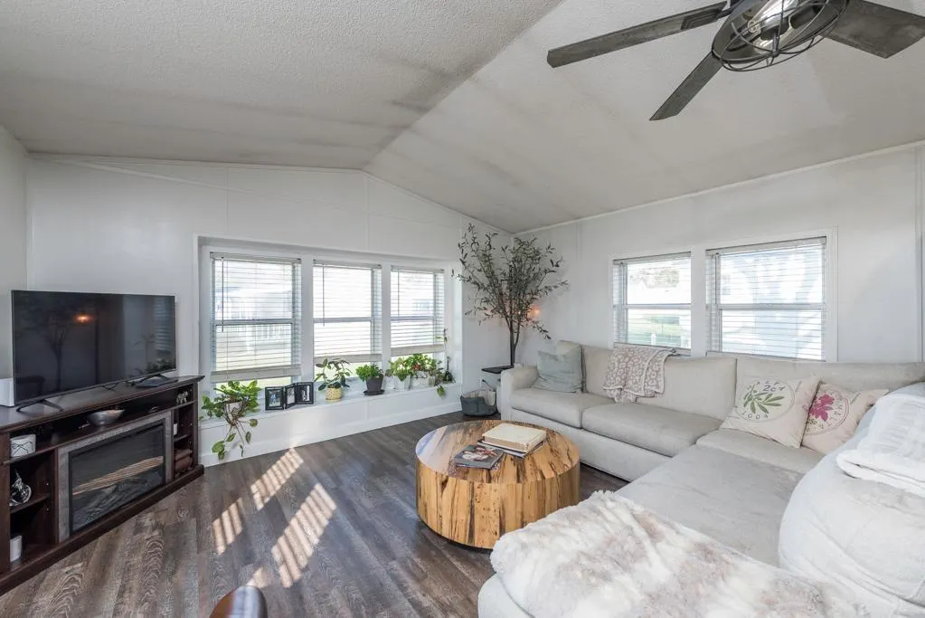 3158 Patricia Lane IL