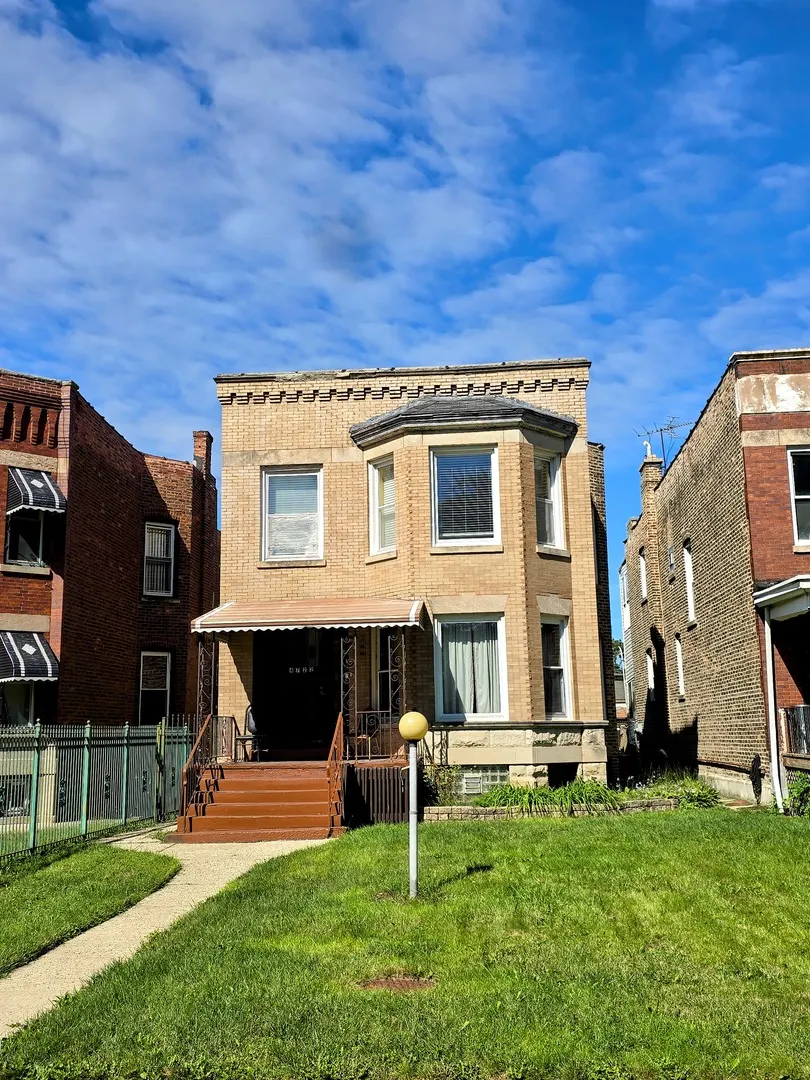 4722 W West End Avenue IL