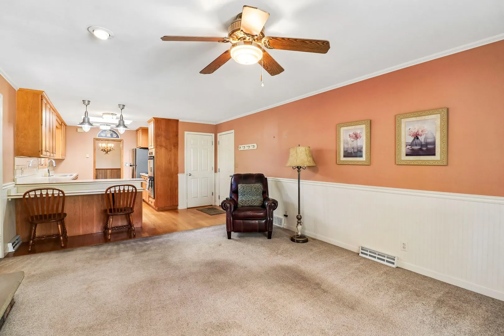 9516 N Clark Road IL