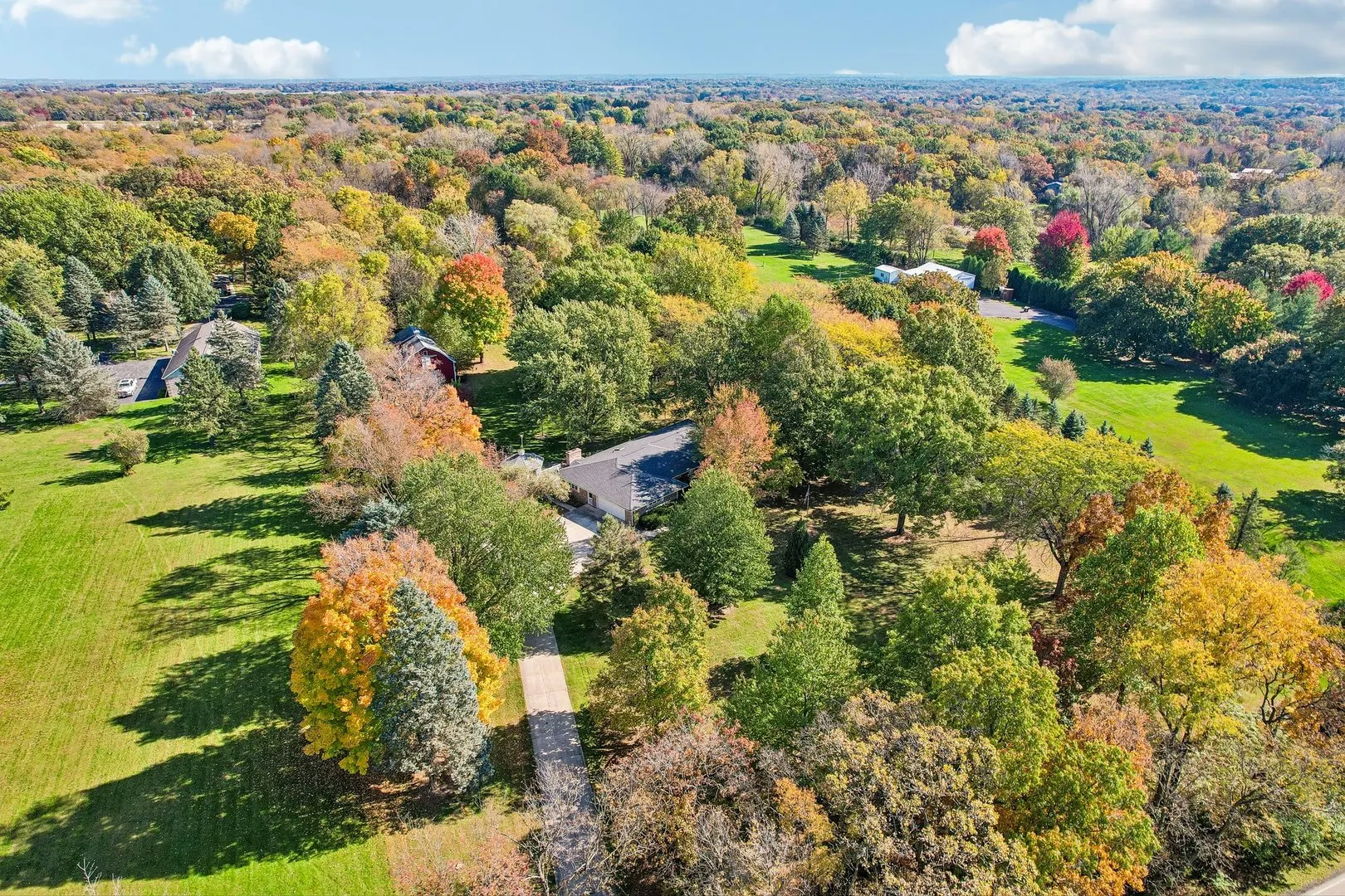 9516 N Clark Road IL