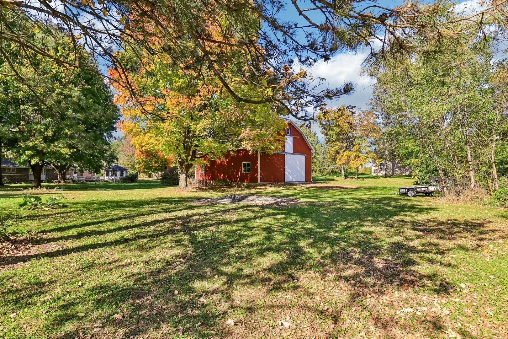 9516 N Clark Road IL