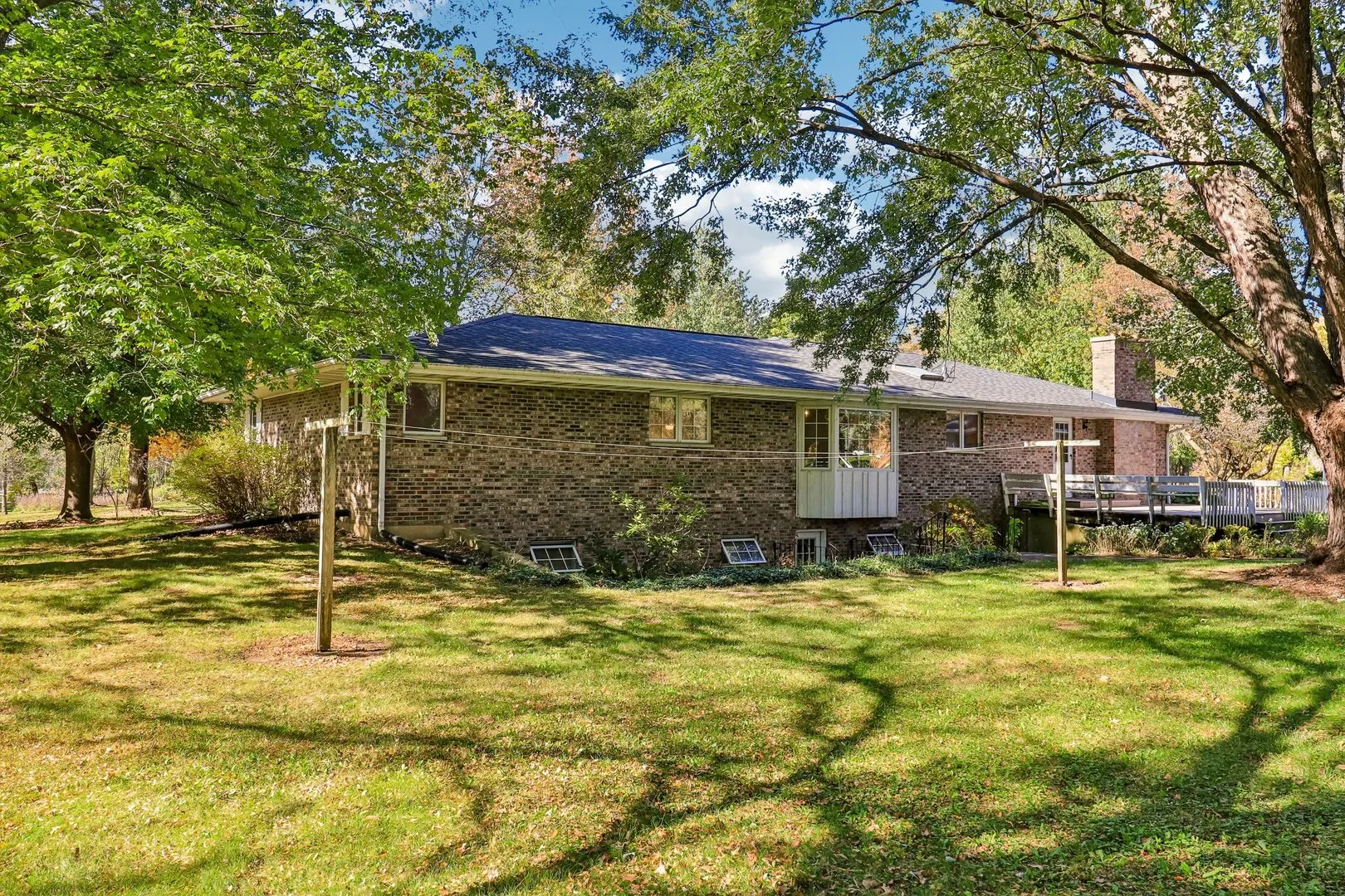 9516 N Clark Road IL