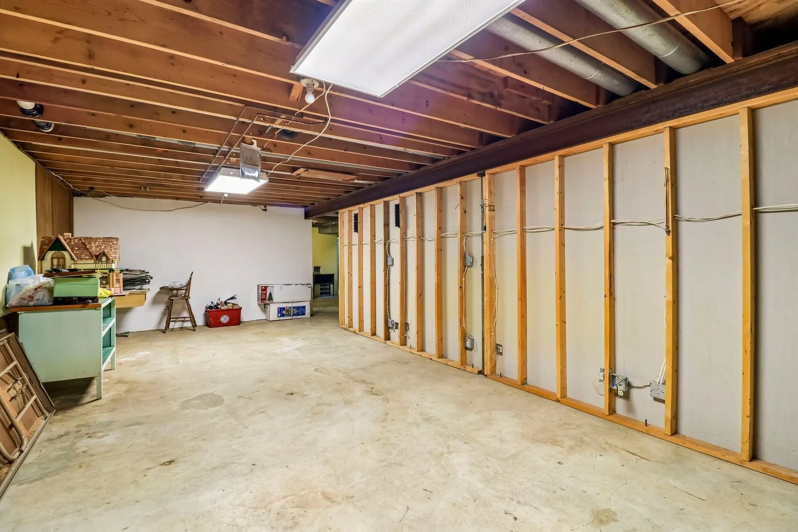 9516 N Clark Road IL