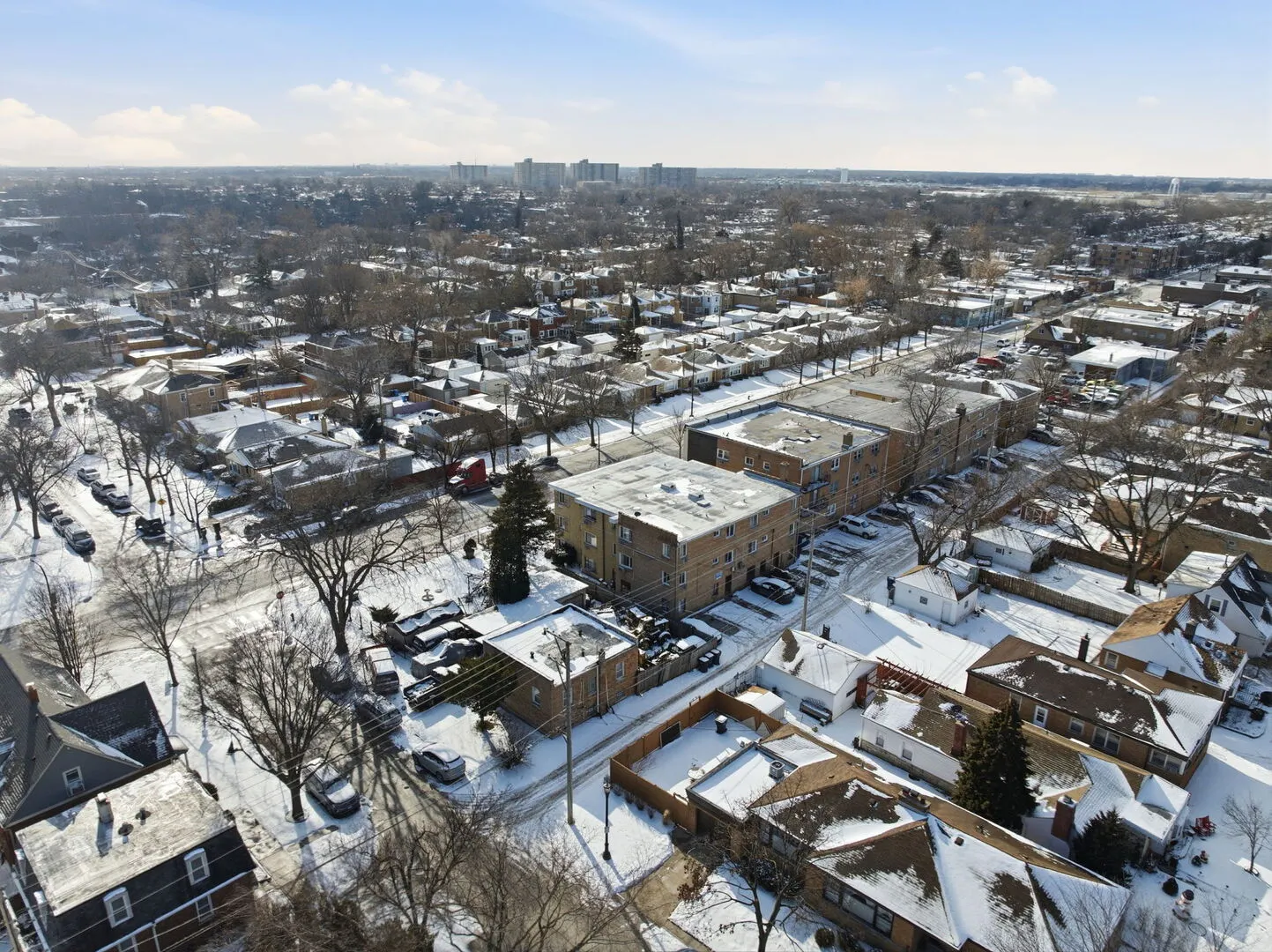 1609 Howard Street IL #2