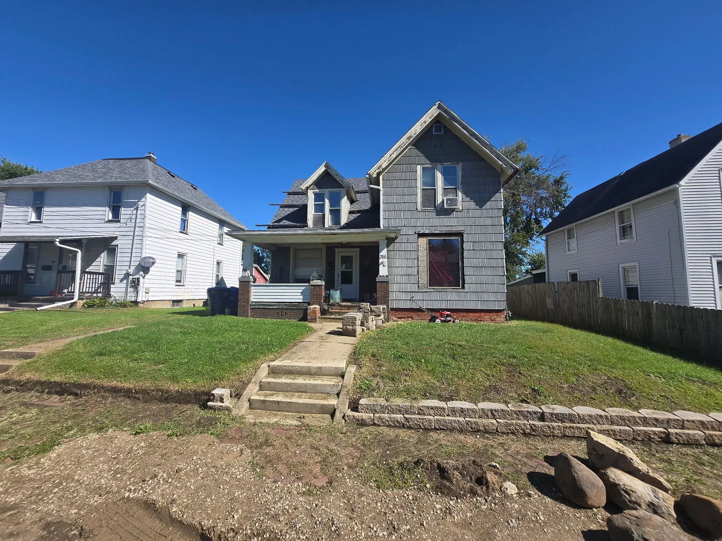 316 S Walnut Street IL