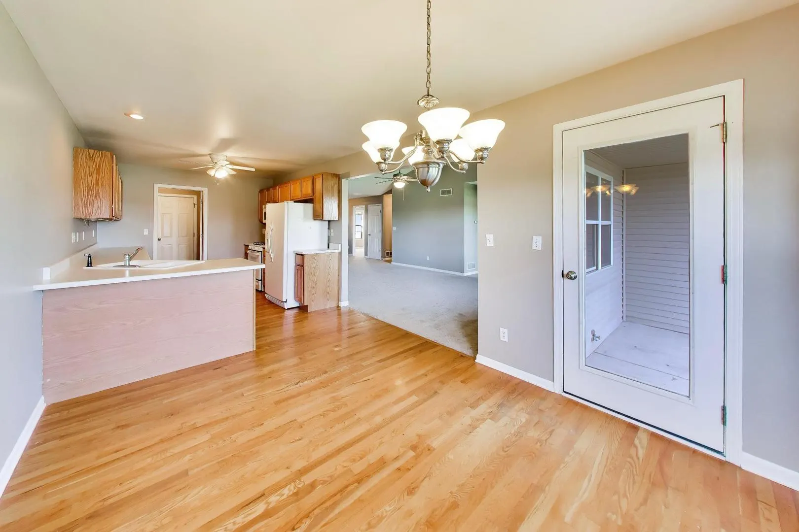1806 Amelia Court IL #1806