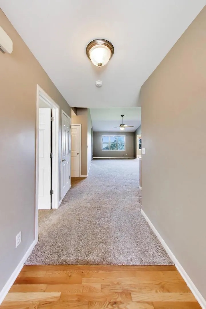 1806 Amelia Court IL #1806