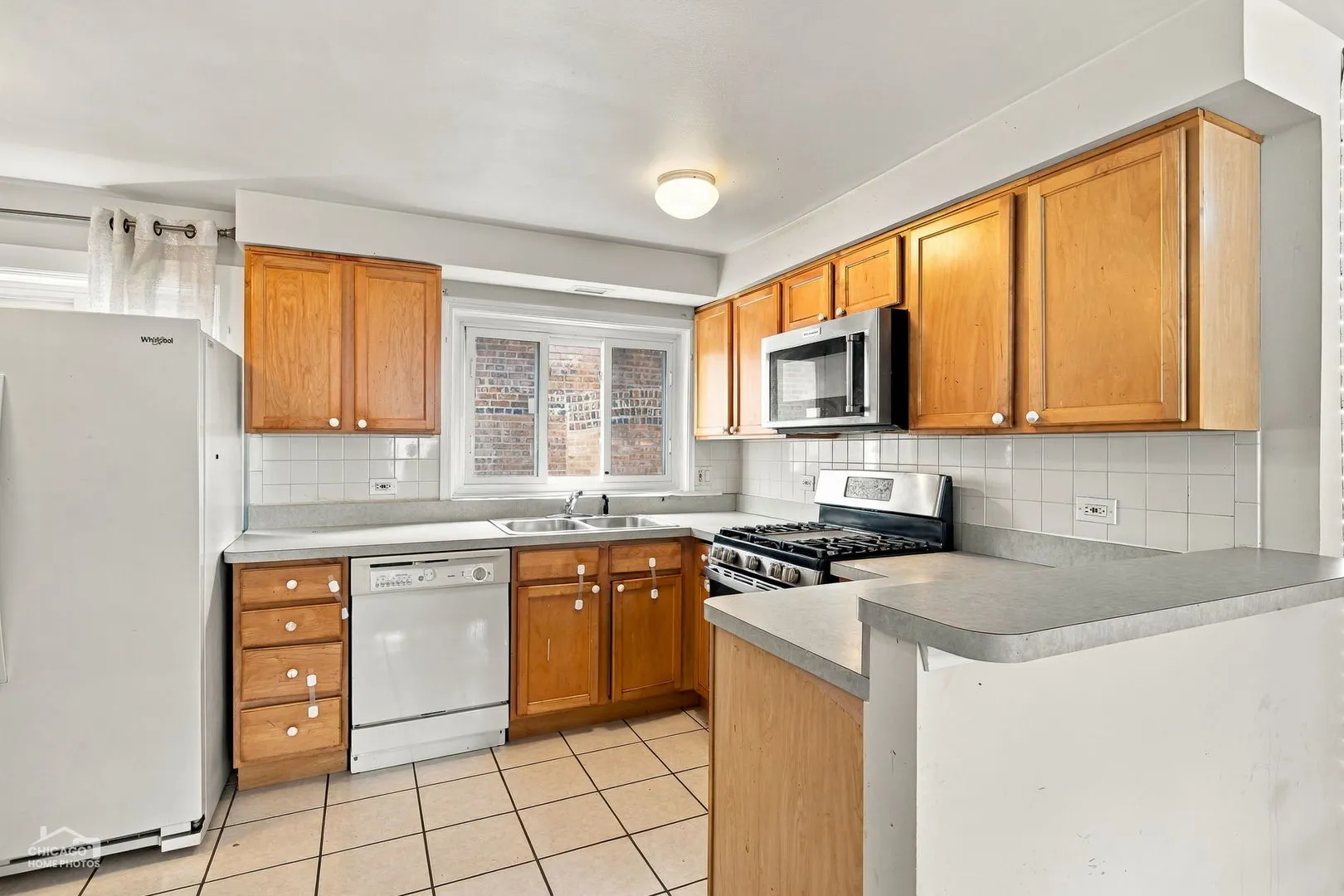 1645 W Farwell Avenue IL #3B