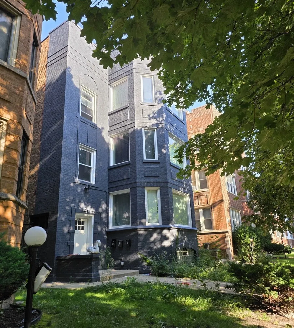 8146 S Langley Avenue IL