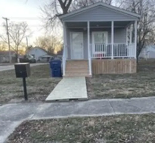 205 5th Street IL