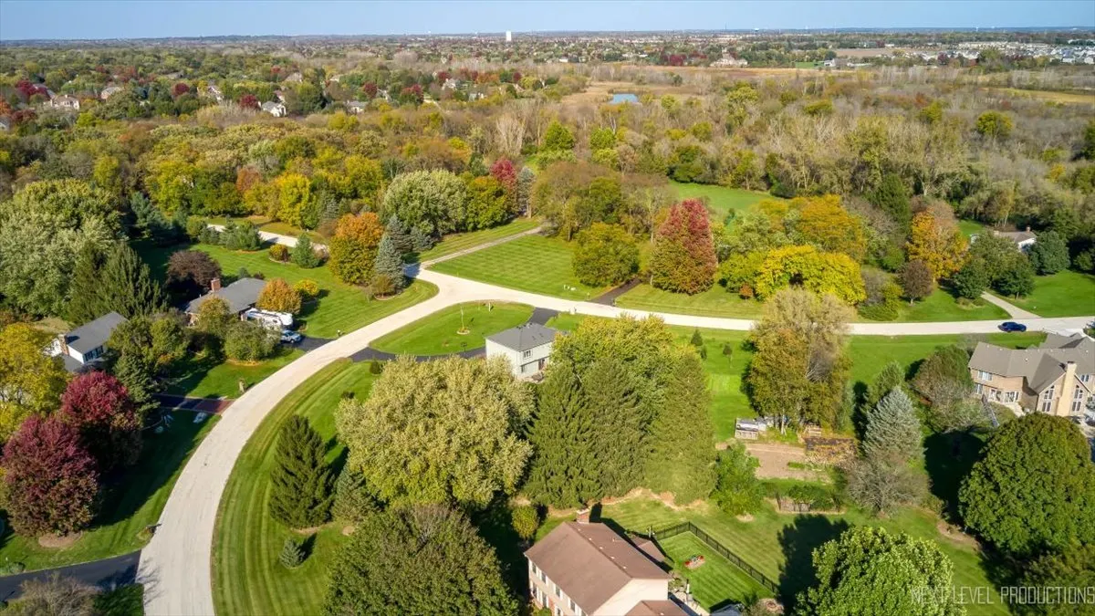 6N286 Creekside Drive IL
