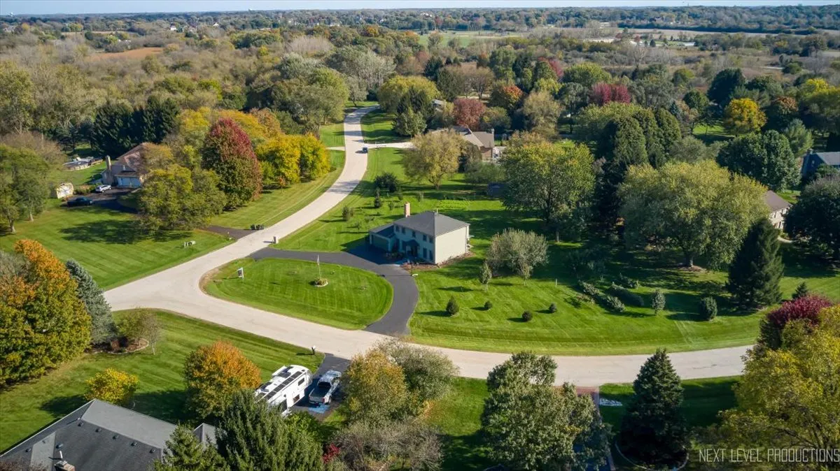 6N286 Creekside Drive IL